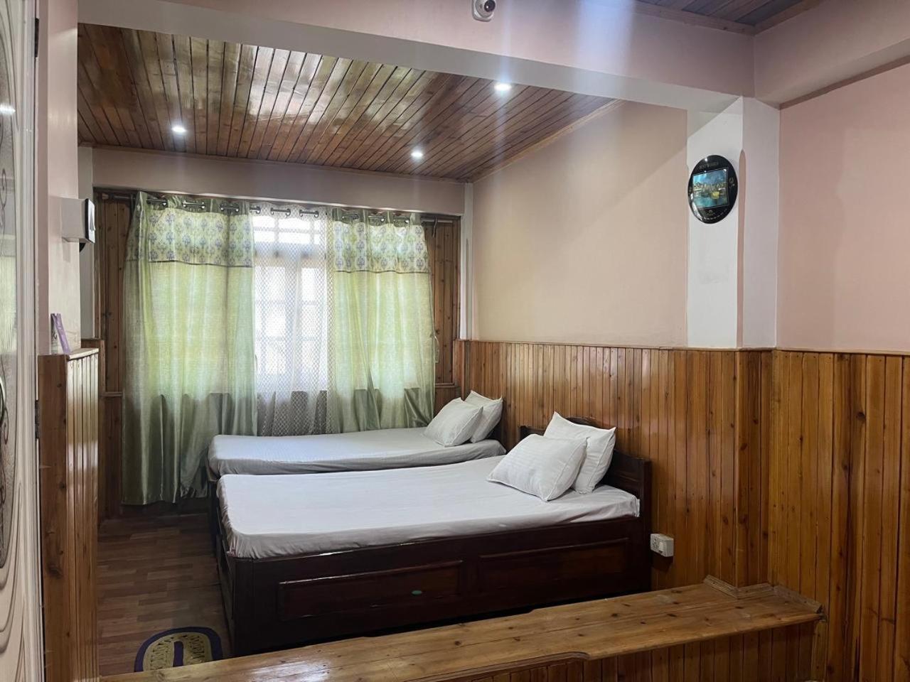 Munglan Homestay Darjeeling  Luaran gambar